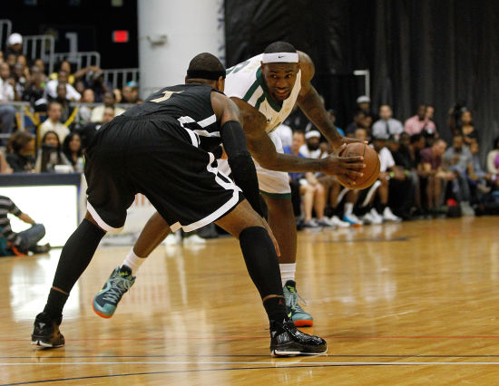 排在赛季中 排在赛季中